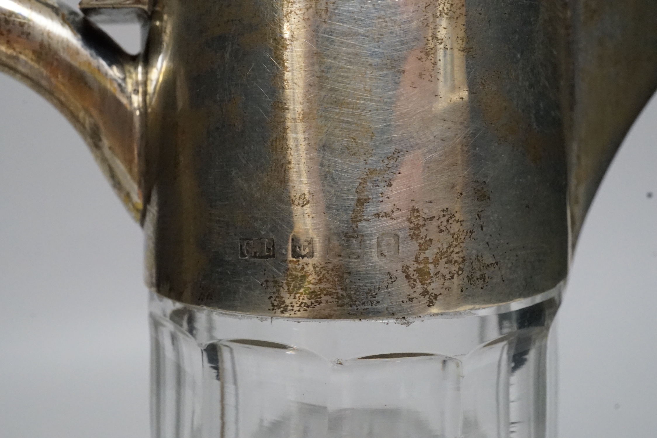 An Edwardian silver mounted cut glass claret jug, G. Loveridge & Co, Birmingham, 1904, 23cm